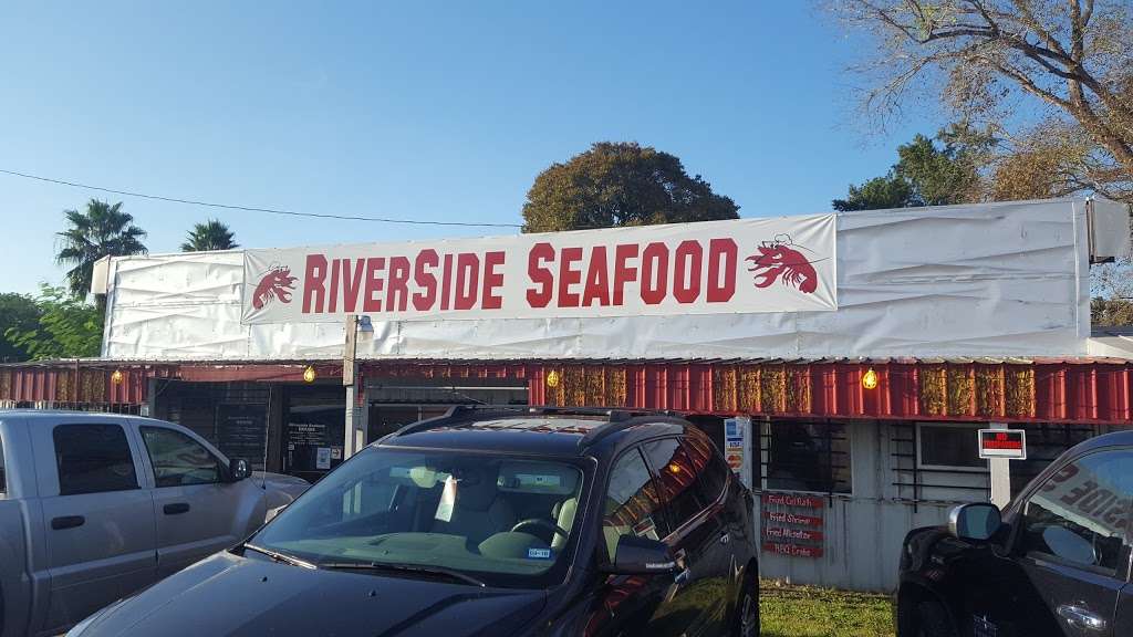 Riverside Seafood Restaurant | 439 US-90, Liberty, TX 77575, USA | Phone: (936) 336-8392