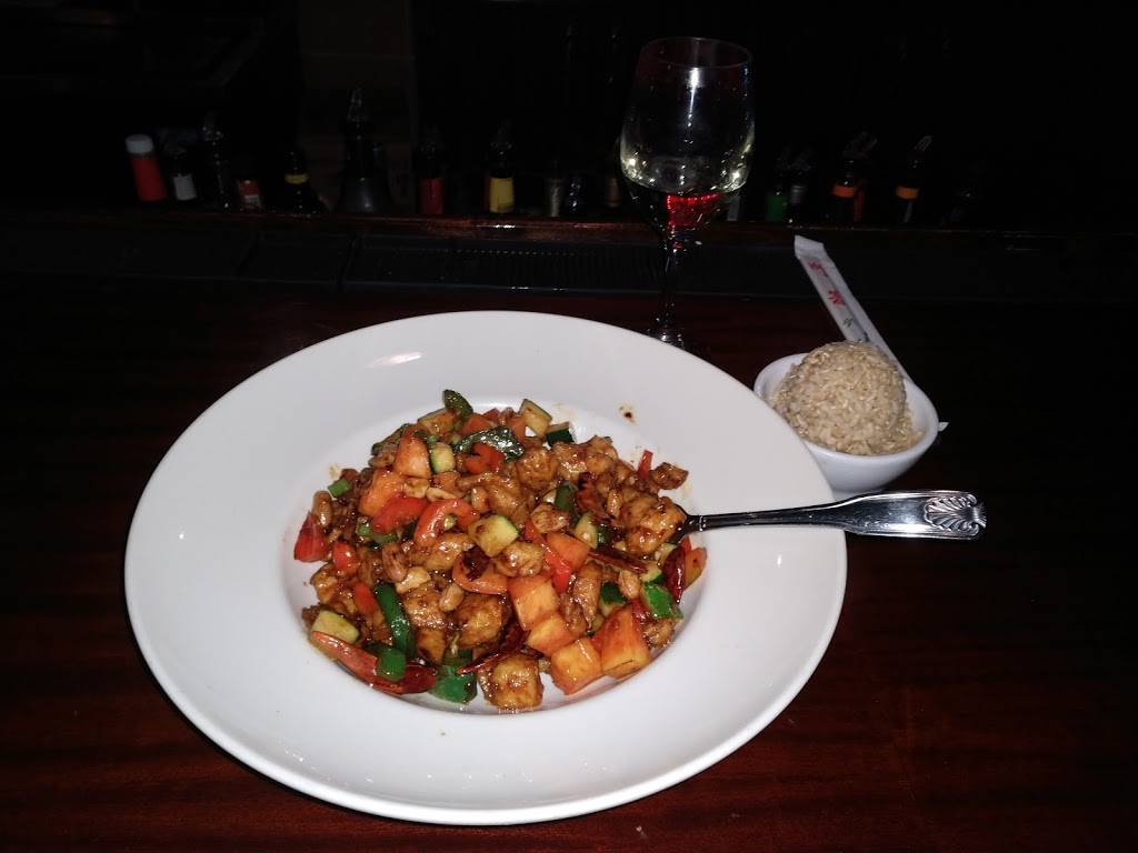 Blue Ginger Asian Fusion Bistro | 6234 Sawmill Rd, Dublin, OH 43017, USA | Phone: (614) 792-3888