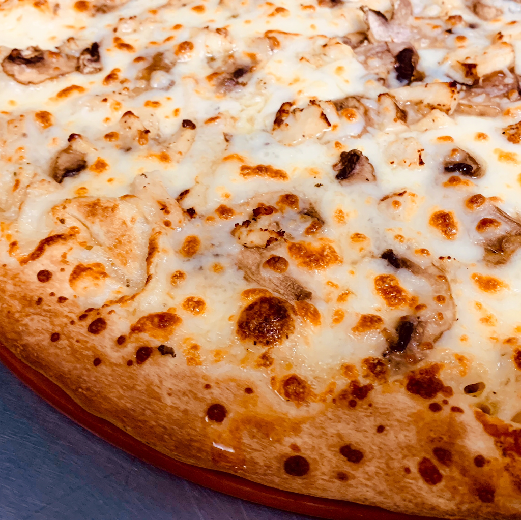 Lenzinis Pizza | 5044 Lankershim Blvd, North Hollywood, CA 91601, USA | Phone: (818) 506-0200