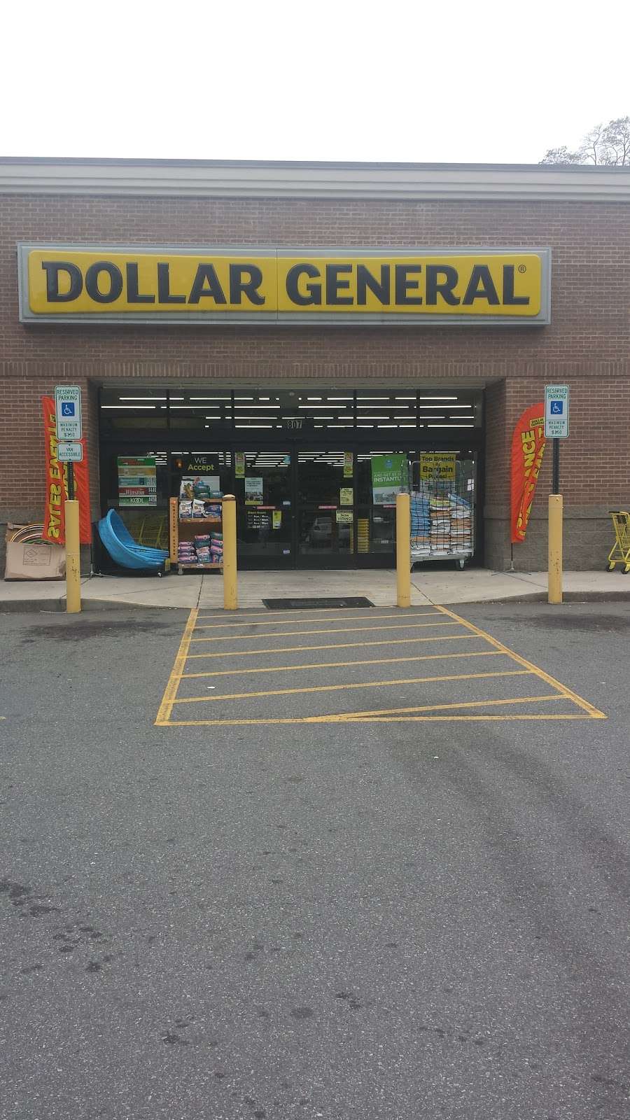 Dollar General | 807 W Charlotte Ave, Mt Holly, NC 28120 | Phone: (704) 951-4802