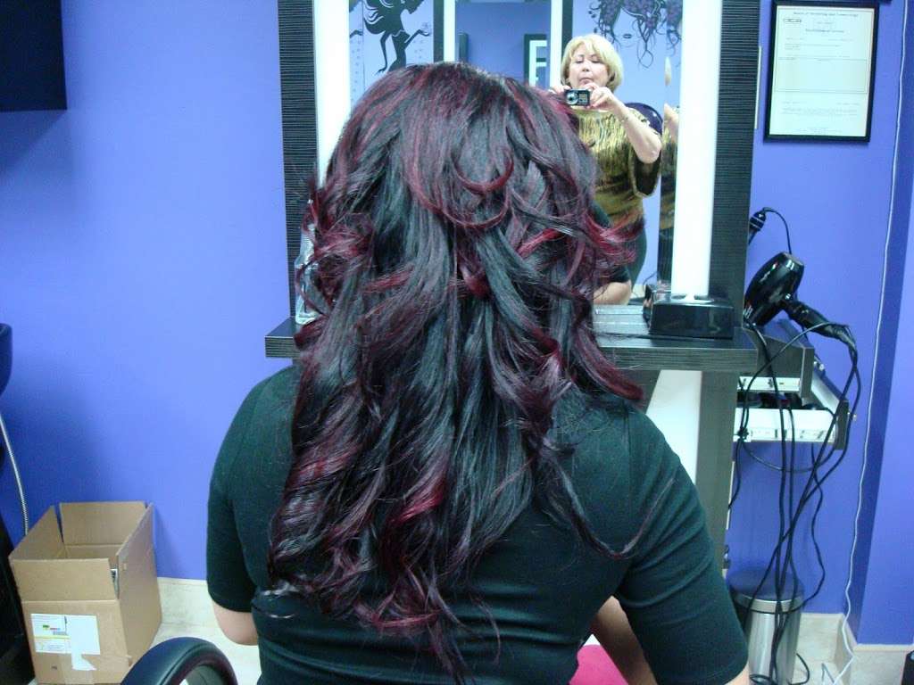 House of Beauty Hair Salon for men and women | 4050 La Crescenta Ave, Montrose, CA 91020, USA | Phone: (818) 246-0467