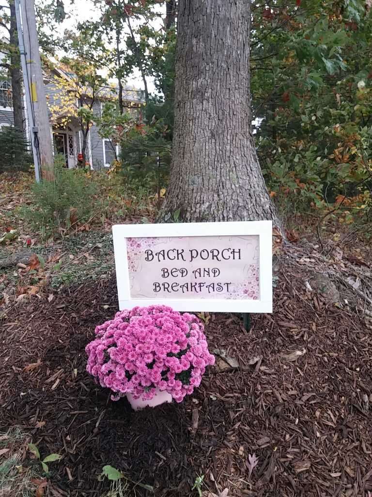 Back Porch Bed And Breakfast | 17501-17589 Kurtz School Rd, Stewartstown, PA 17363, USA | Phone: (717) 993-6260