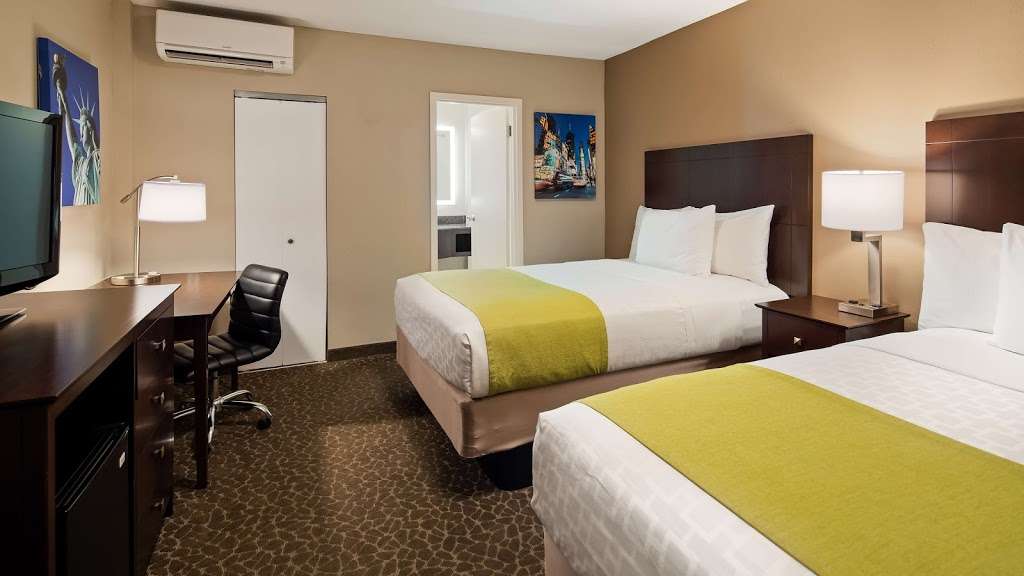 Best Western Fort Lee | 2300 NJ-4, Fort Lee, NJ 07024 | Phone: (201) 461-7000