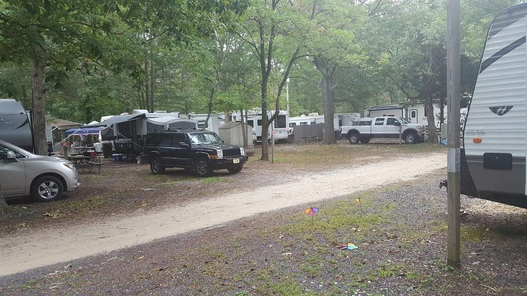 Mays Landing Campground | 1079 12th Ave, Mays Landing, NJ 08330, USA | Phone: (609) 476-2811