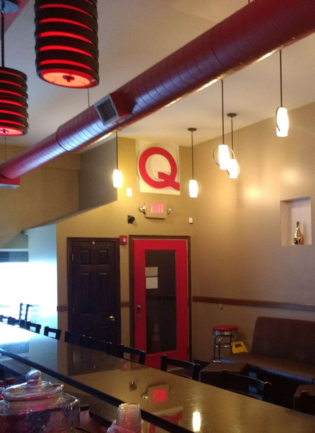 Ques Lounge | 4469 Broadway, Gary, IN 46409, USA | Phone: (219) 806-8001