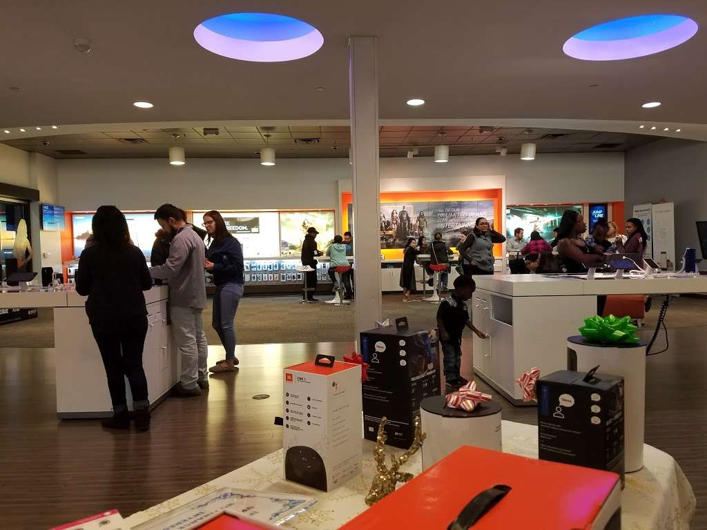 AT&T Store | 8345 Agora Pkwy Ste. 100, Selma, TX 78154, USA | Phone: (210) 566-1691