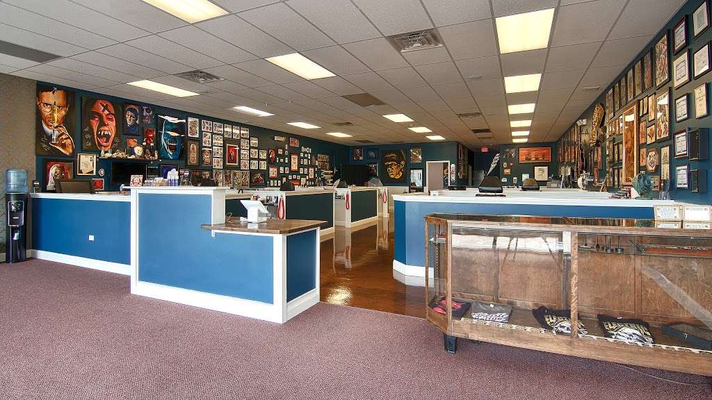 Electric Tattoo Parlor , Piercing, and Tattoo Removal. | 2319 Randall Rd, Carpentersville, IL 60110, USA | Phone: (224) 802-2151