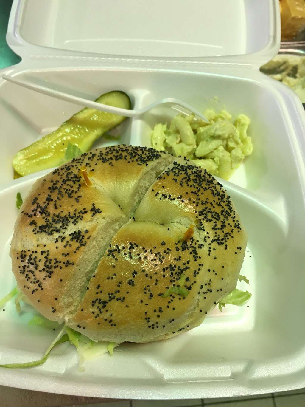 Muheisens Bagel & Deli | 29 NJ-31, Washington, NJ 07882 | Phone: (908) 689-6100