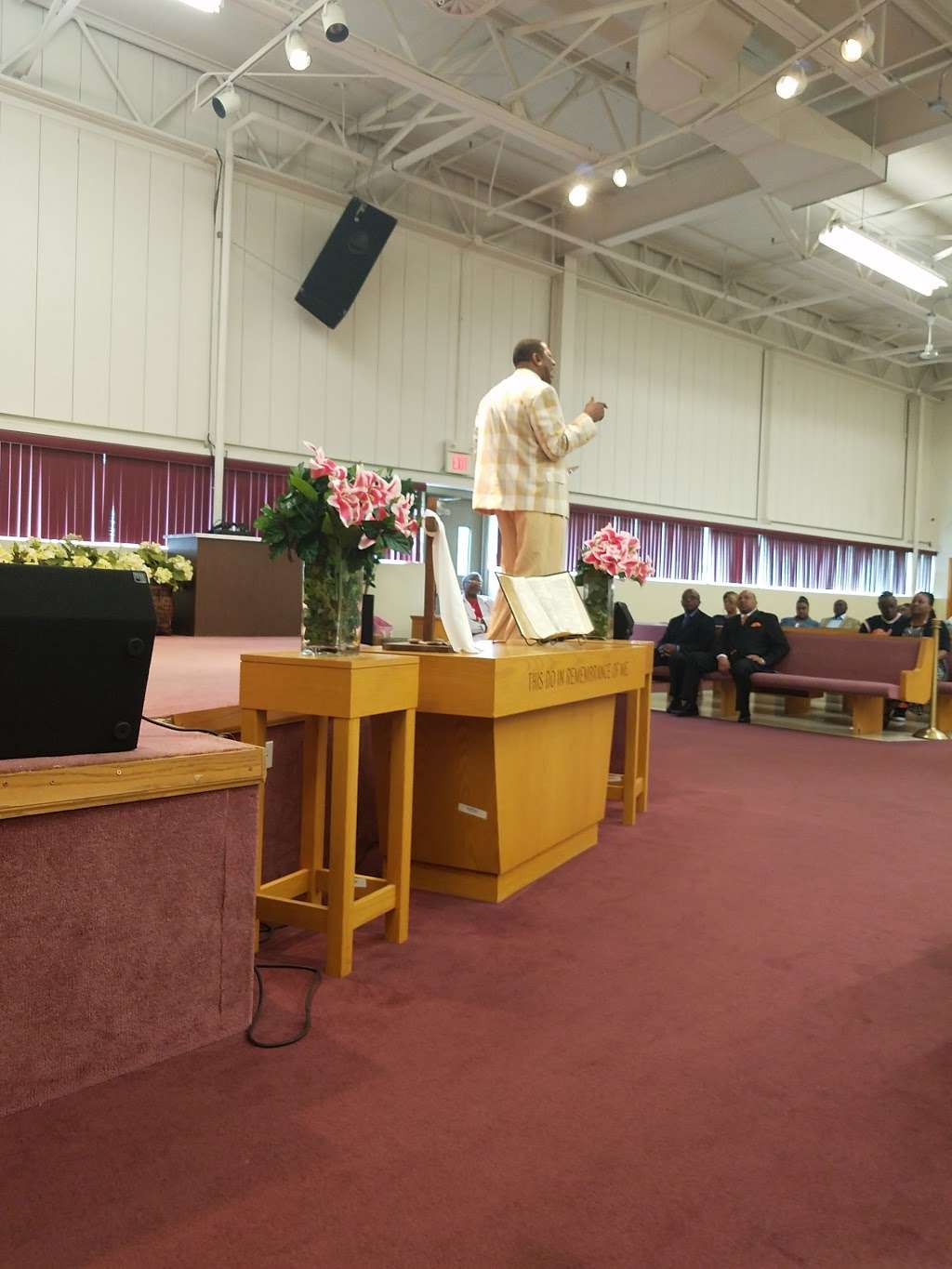 Living Gospel COGIC | 1515 Dundee Ave, Elgin, IL 60120 | Phone: (847) 742-0083