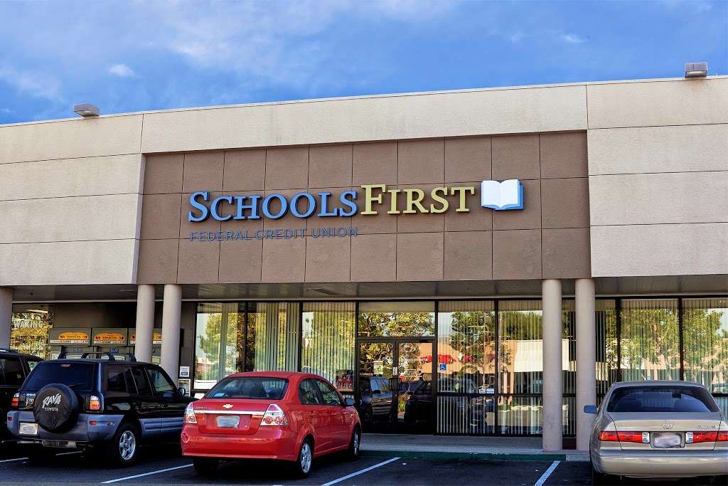 SchoolsFirst Federal Credit Union - Cypress | 6828 Katella Ave, Cypress, CA 90630, USA | Phone: (800) 462-8328