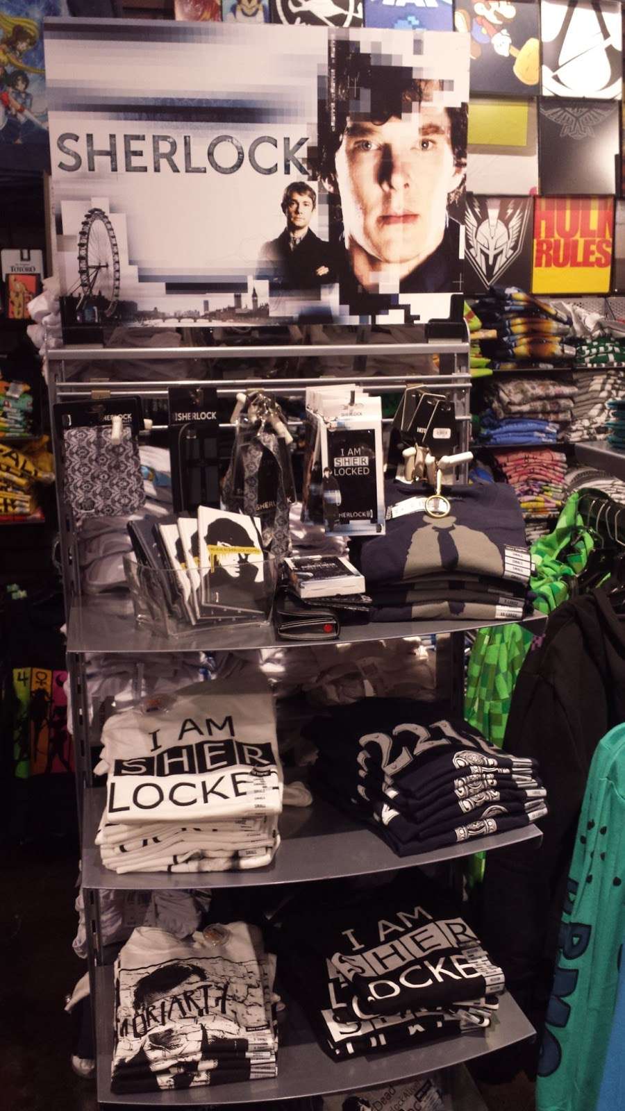 Hot Topic | 1233 W Avenue P #933, Palmdale, CA 93551 | Phone: (661) 266-0110