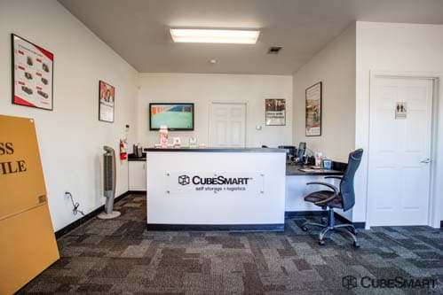 CubeSmart Self Storage | 4105 Fairway Dr, Carrollton, TX 75010, USA | Phone: (972) 492-3000