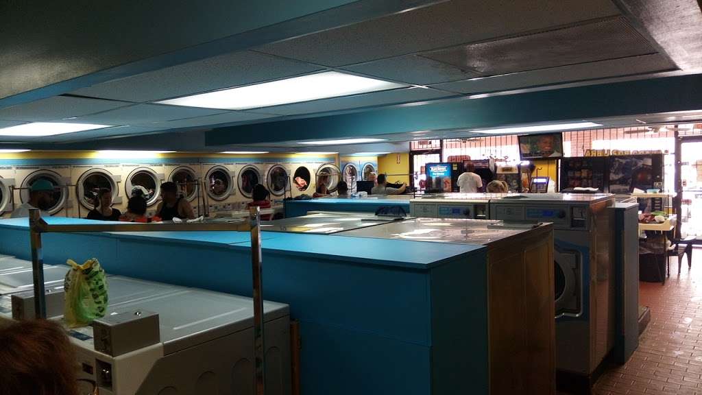 Acadia Coin Laundry | 19525 NW 57th Ave, Opa-locka, FL 33055, USA | Phone: (786) 440-5953