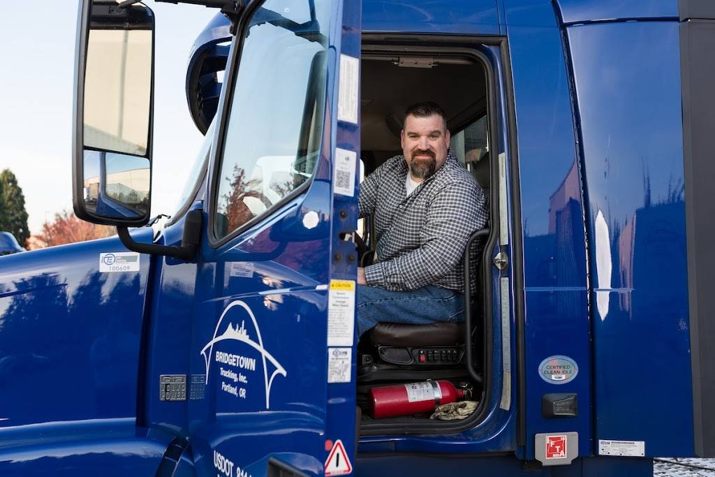 Bridgetown Trucking | 14135 NE Airport Way, Portland, OR 97230, USA | Phone: (503) 528-9705