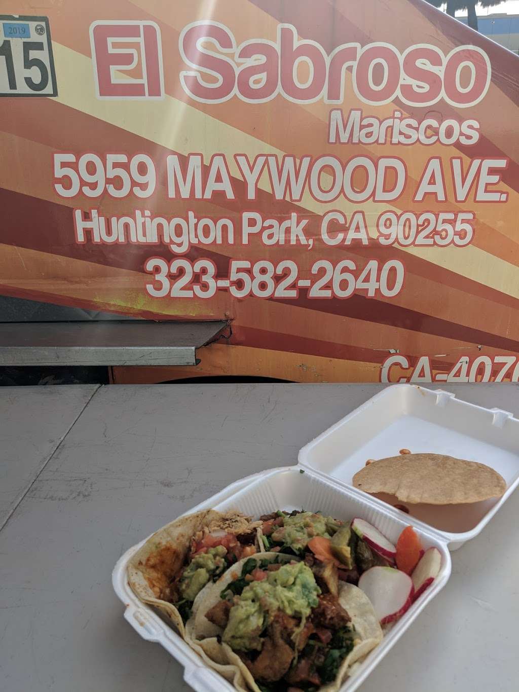 Mariscos El Sabroso truck | 5745 Arbor Vitae St, Los Angeles, CA 90045, USA | Phone: (323) 283-8557