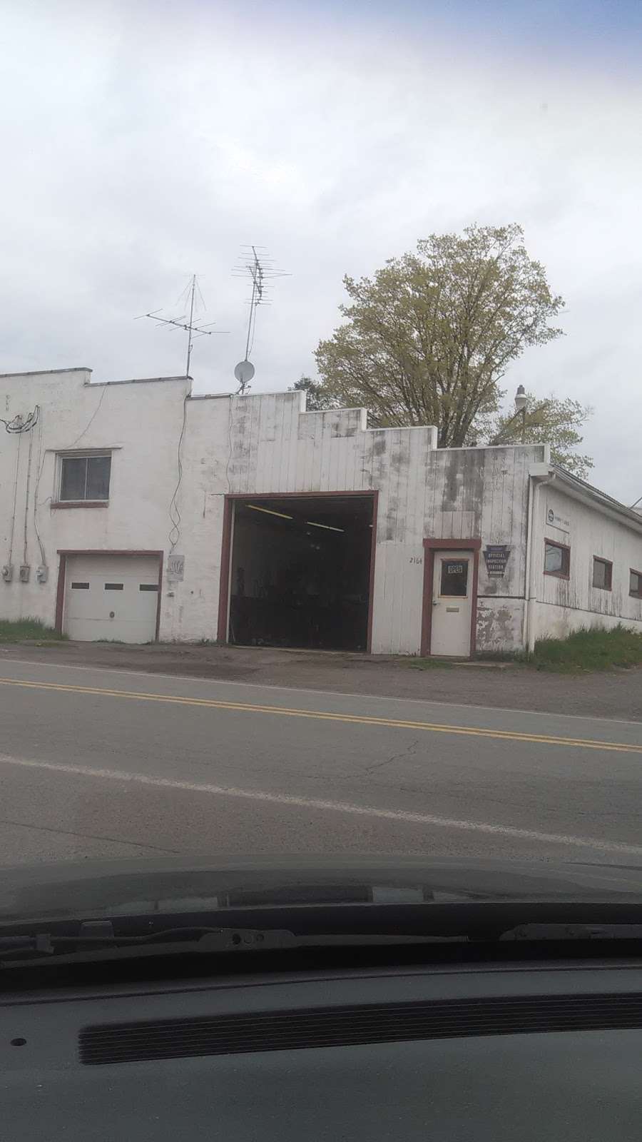 Mc Kinneys Garage | 2164 Easton Turnpike, South Canaan, PA 18459, USA | Phone: (570) 937-4850