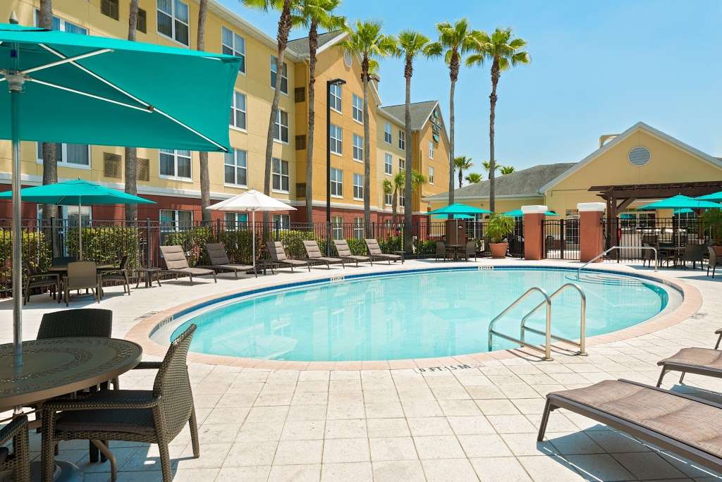Homewood Suites by Hilton Orlando-UCF Area | 3028 N Alafaya Trail, Orlando, FL 32826, USA | Phone: (407) 282-0067
