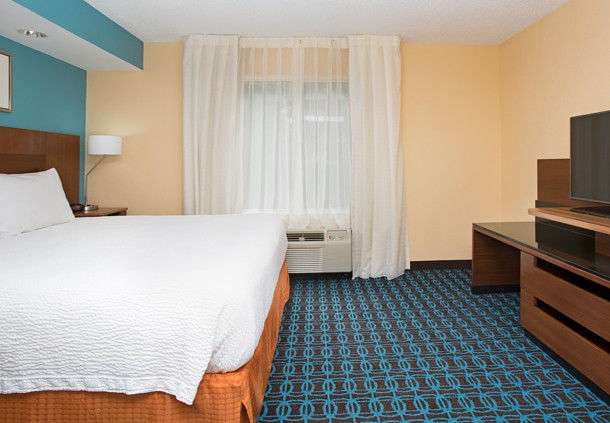 Fairfield Inn & Suites by Marriott Boston Milford | 1 Fortune Blvd, Milford, MA 01757, USA | Phone: (508) 478-0900