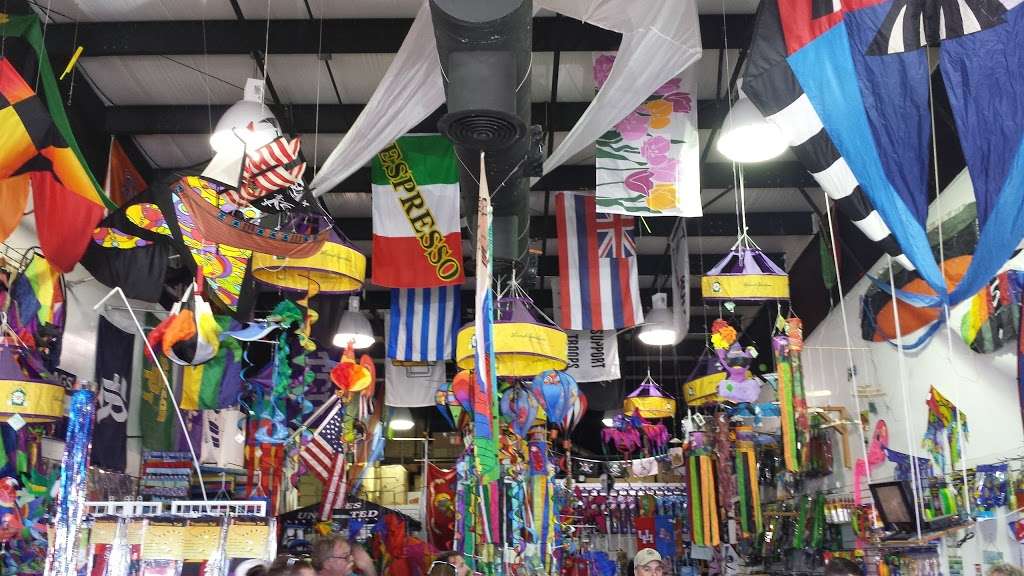 Kites Unlimited | 8910 Seawall Blvd, Galveston, TX 77554, USA | Phone: (409) 744-4121