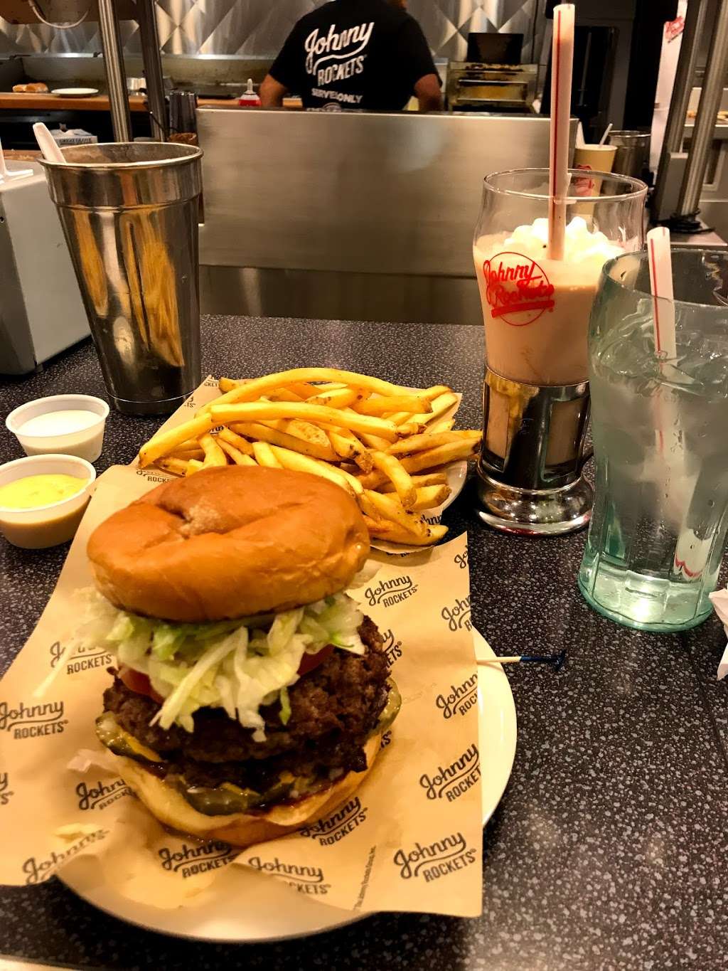 Johnny Rockets | 24425 Town Center Dr Suite #135, Santa Clarita, CA 91355, USA | Phone: (661) 291-2590