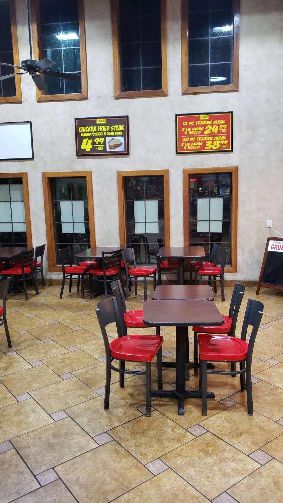 Williams Chicken | 13000 Seagoville Rd, Balch Springs, TX 75180, USA | Phone: (972) 286-1200