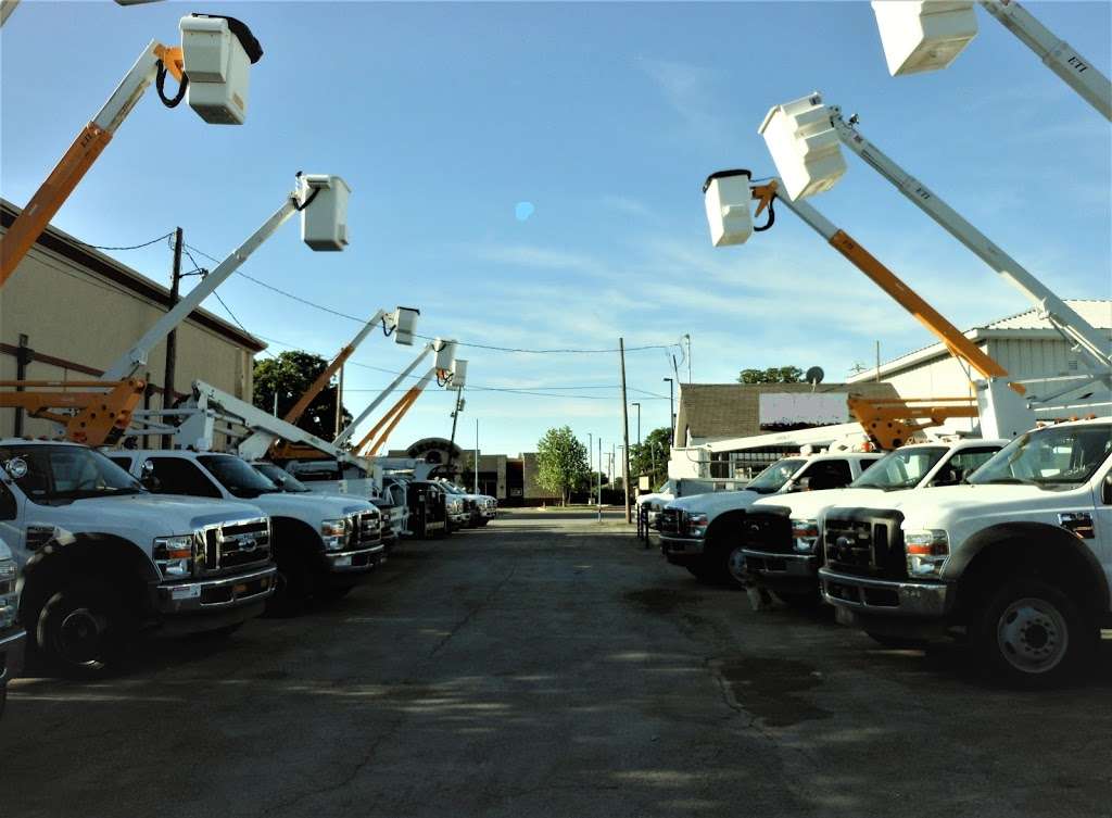 Dallas Utility Trucks LLC | 1531 E Irving Blvd, Irving, TX 75060, USA | Phone: (469) 426-9545