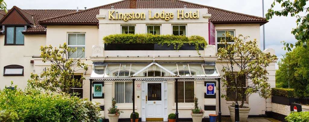 Brook Kingston Lodge Hotel, Kingston Upon Thames | 94 Kingston Hill, Kingston upon Thames KT2 7NP, UK | Phone: 020 8541 4481