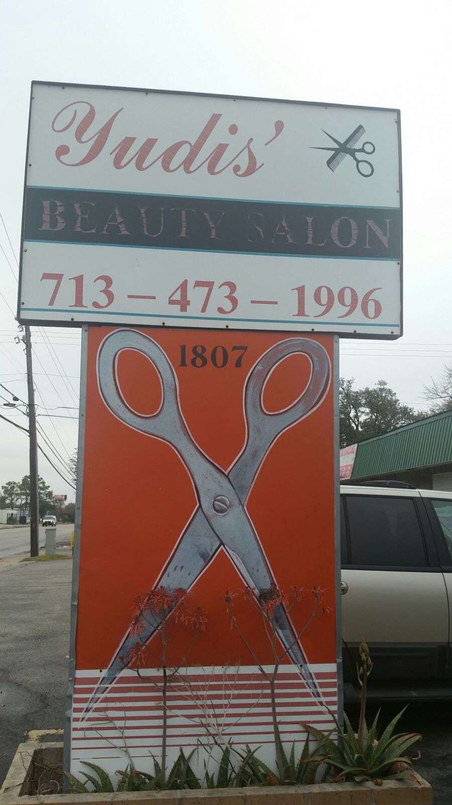 Yudis Beauty Salon | 1807 Strawberry Rd, Pasadena, TX 77502, USA | Phone: (713) 473-1996