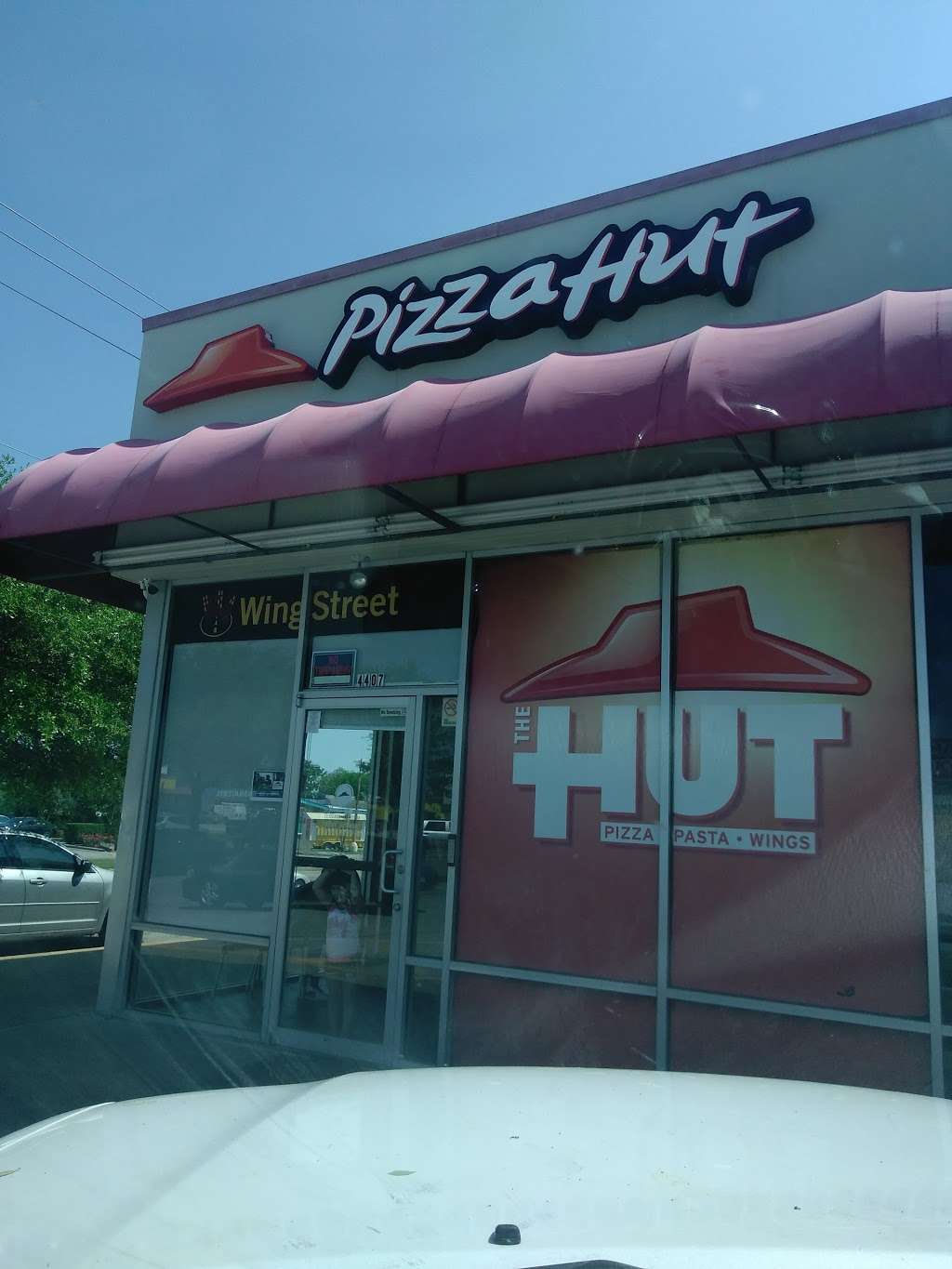 Pizza Hut | 4407 W. Fuqua Rd Suite H, Houston, TX 77053, USA | Phone: (713) 434-5566
