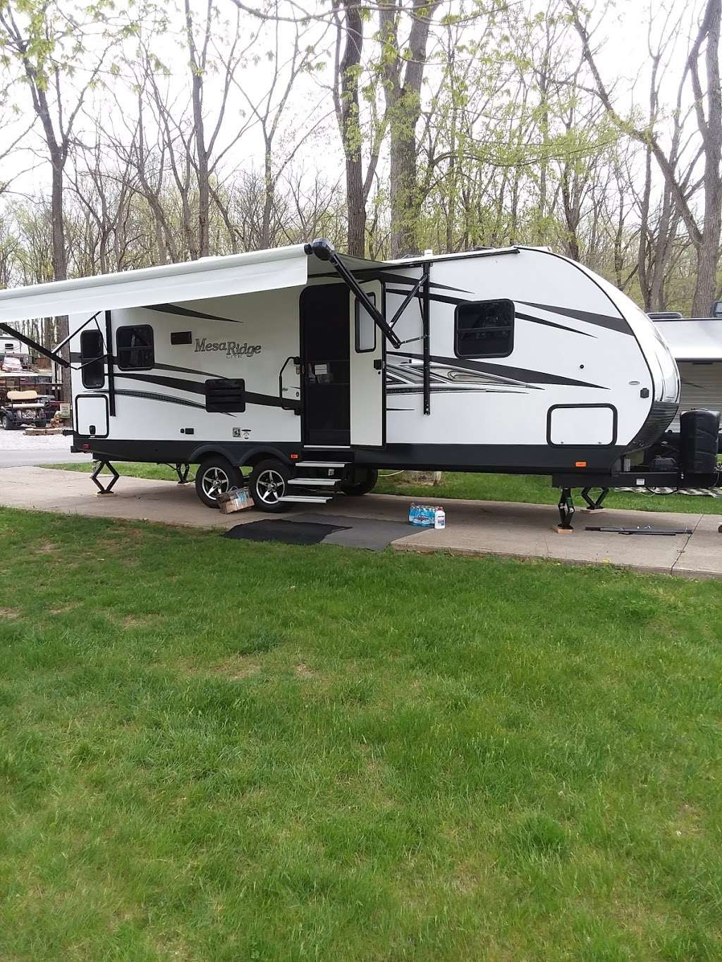Walnut Ridge Campground | 408 N County Rd 300 W, New Castle, IN 47362, USA | Phone: (765) 533-6611