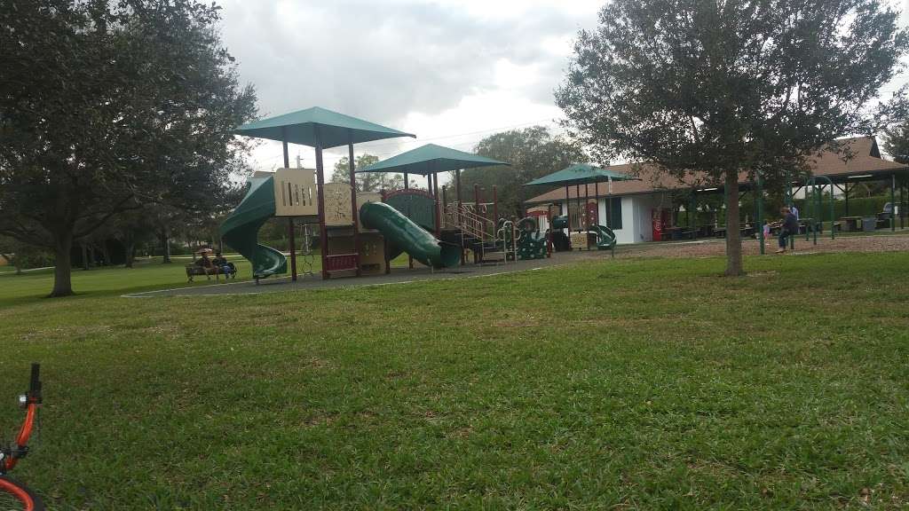 Bergeron Park | 1900 S Nob Hill Rd, Davie, FL 33328, USA | Phone: (954) 797-1145