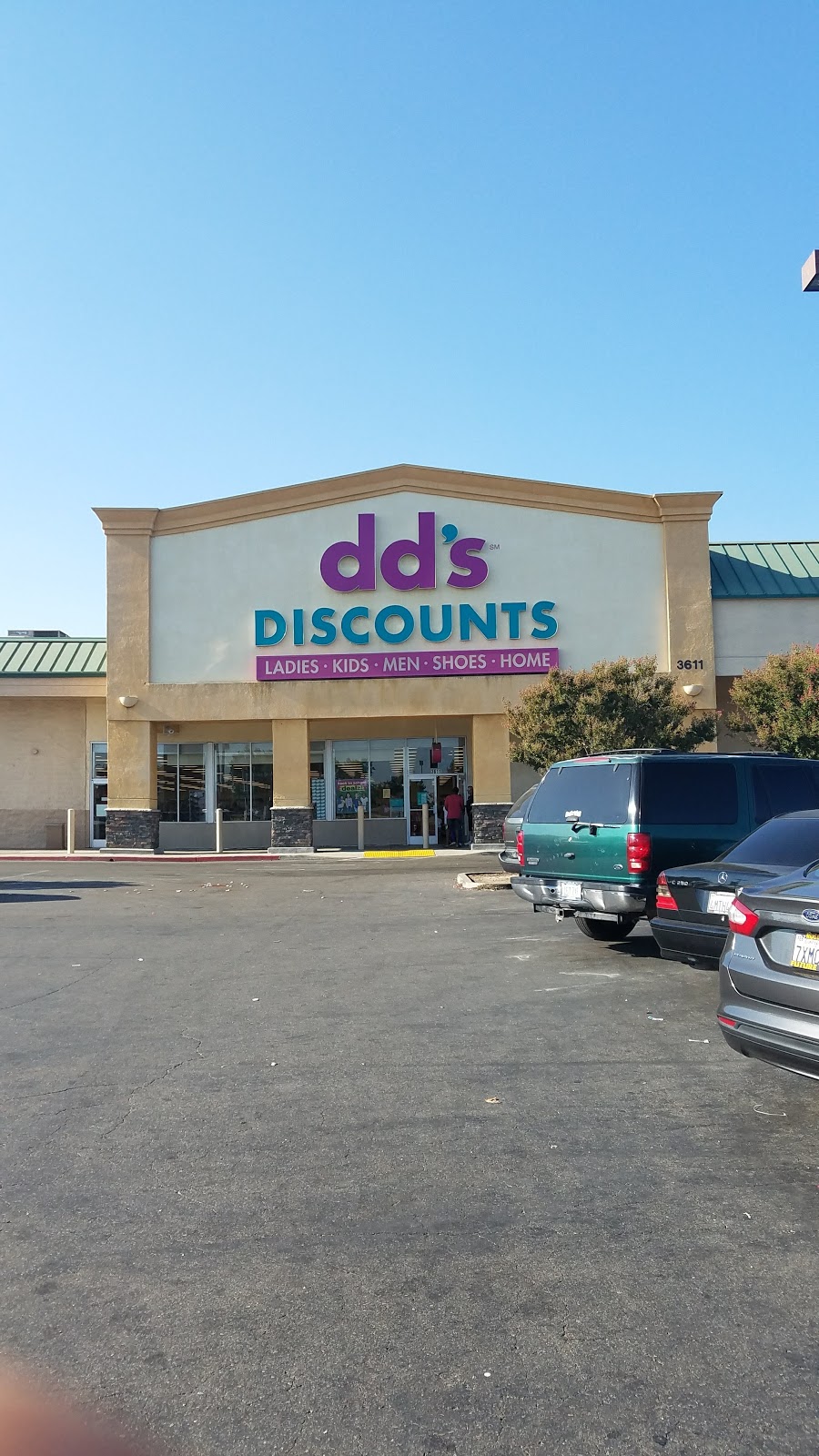 dds DISCOUNTS | 3611 Elkhorn Blvd, North Highlands, CA 95660 | Phone: (916) 339-3116