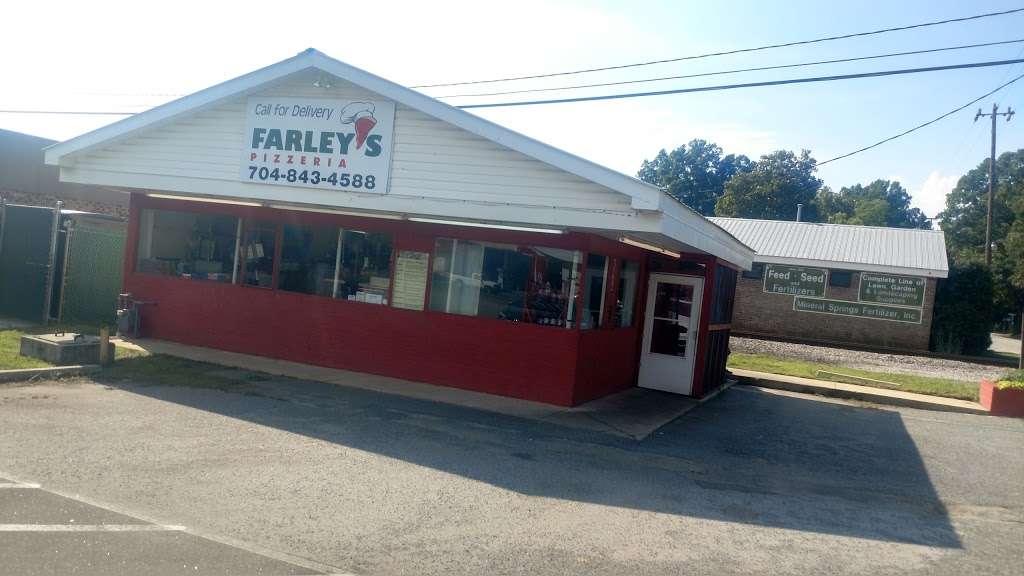 Farleys Pizzeria | 3202 Potter Rd, Mineral Springs, NC 28108 | Phone: (704) 843-4588