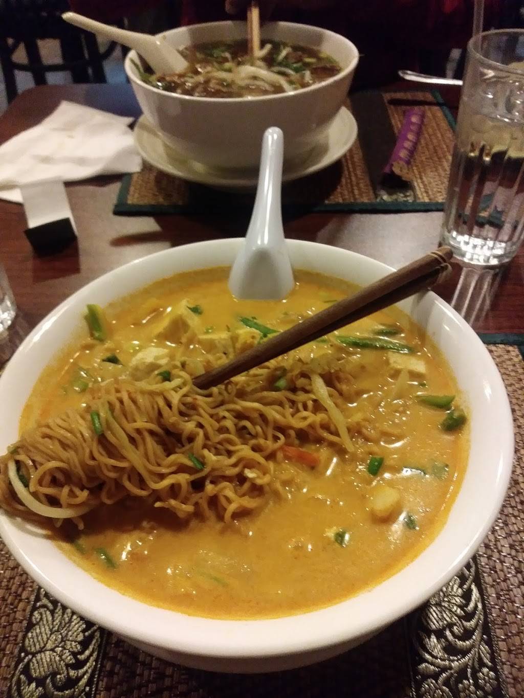 Thai Kitchen Restaurant | 12210 Madison Ave, Lakewood, OH 44107, USA | Phone: (216) 226-4450