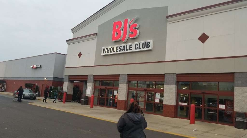 BJ's Wholesale, 100 Pencader Plaza, Newark, DE 19713, USA