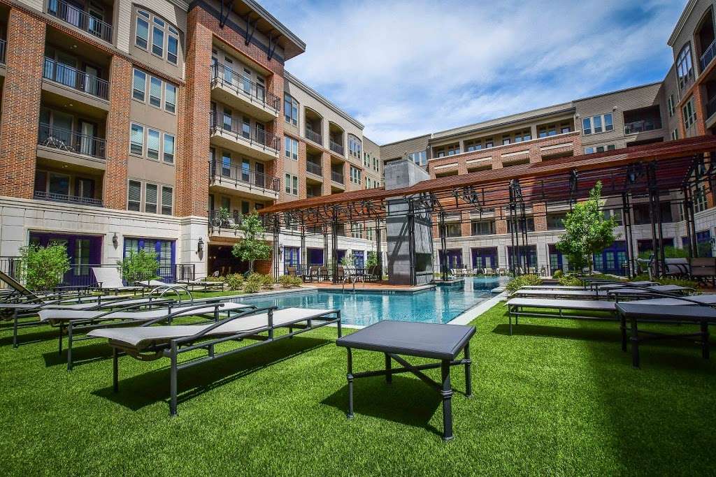 The Neighborhoods at The Sound - Bleecker Street | 3333 Bleecker St, Dallas, TX 75019, USA | Phone: (972) 483-0400