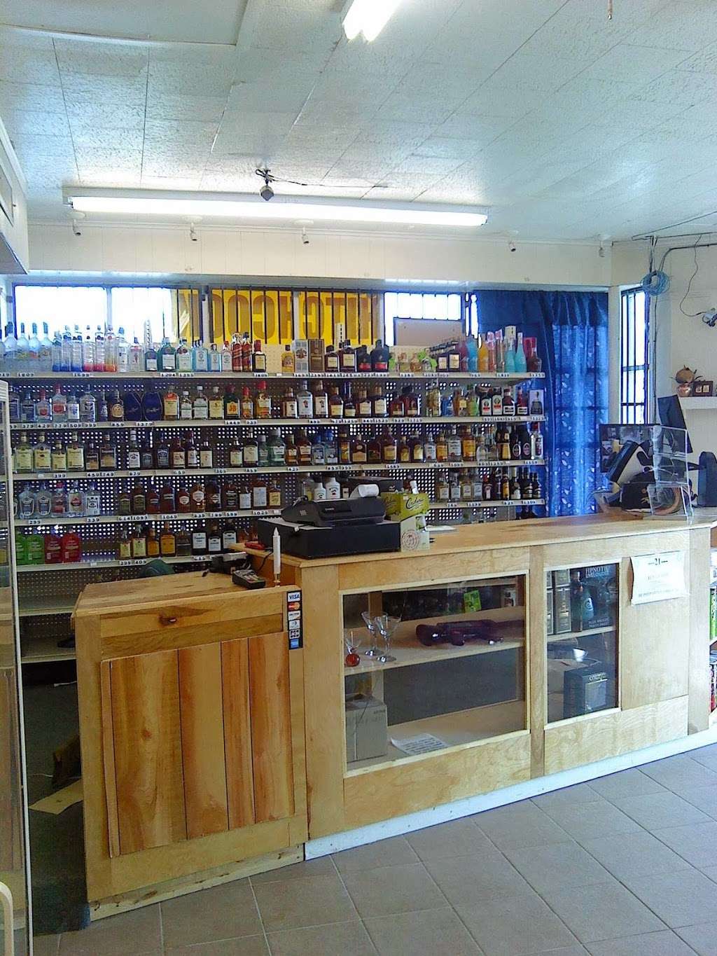 Hitchcock Liquor | 8109 Hwy 6, Hitchcock, TX 77563 | Phone: (409) 986-9038