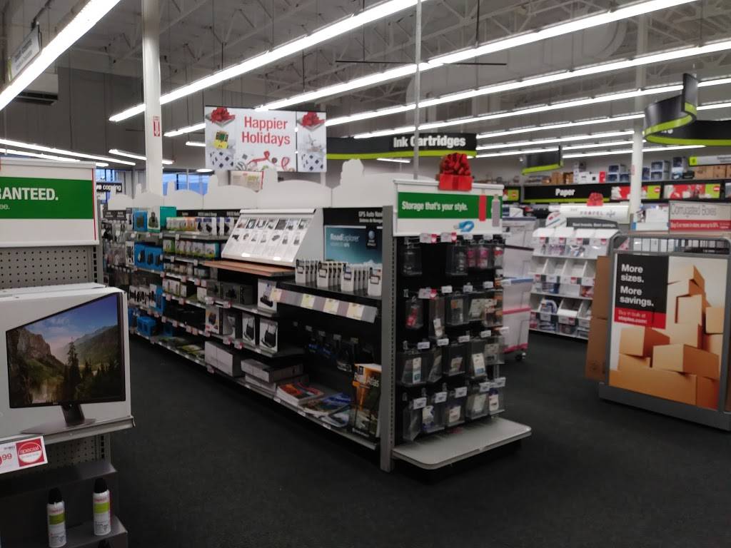 Staples | 2160 Barranca Pkwy, Irvine, CA 92606, USA | Phone: (949) 838-0388