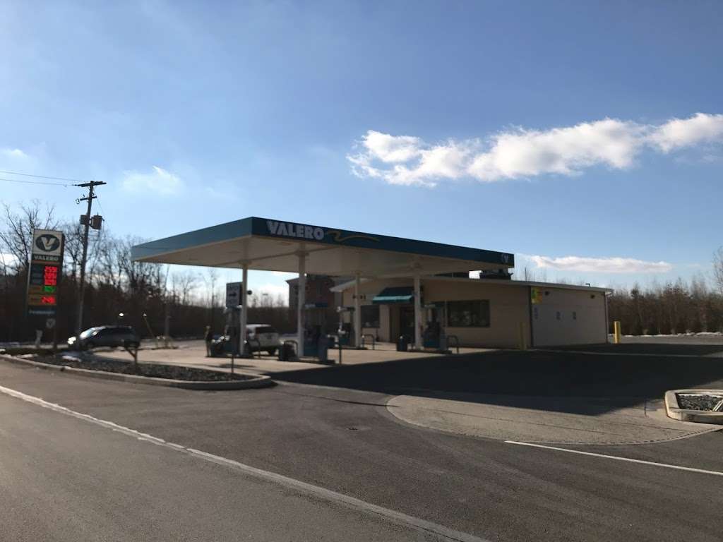 Valero | 492 N Hunter Hwy, Drums, PA 18222, USA | Phone: (201) 529-9385