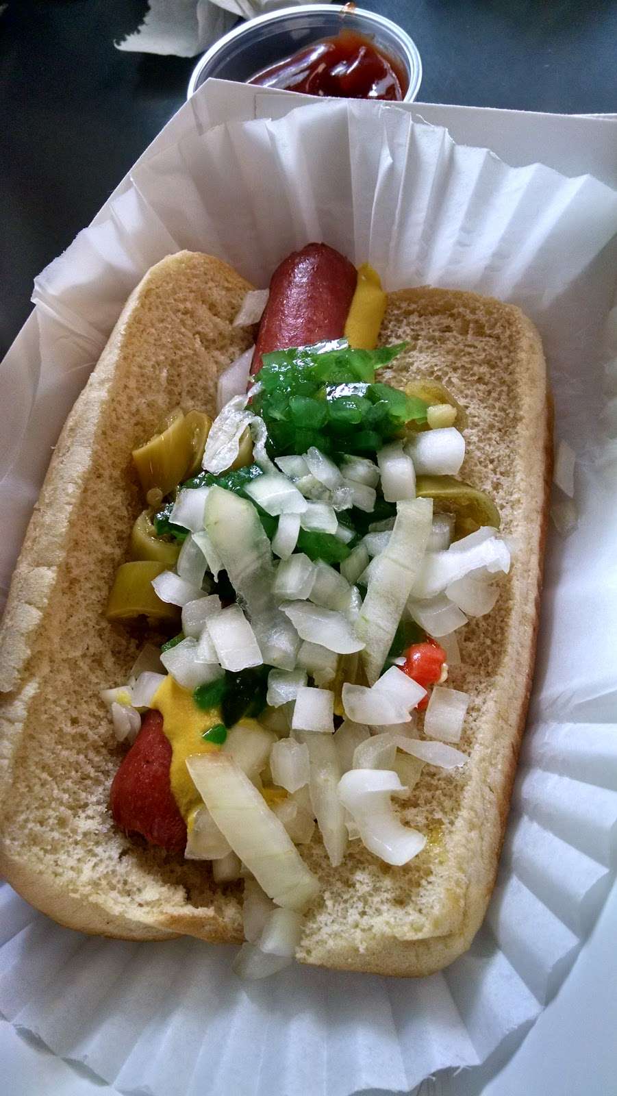 Byrons Hot Dog | 1701 W Lawrence Ave, Chicago, IL 60640, USA | Phone: (773) 271-0900