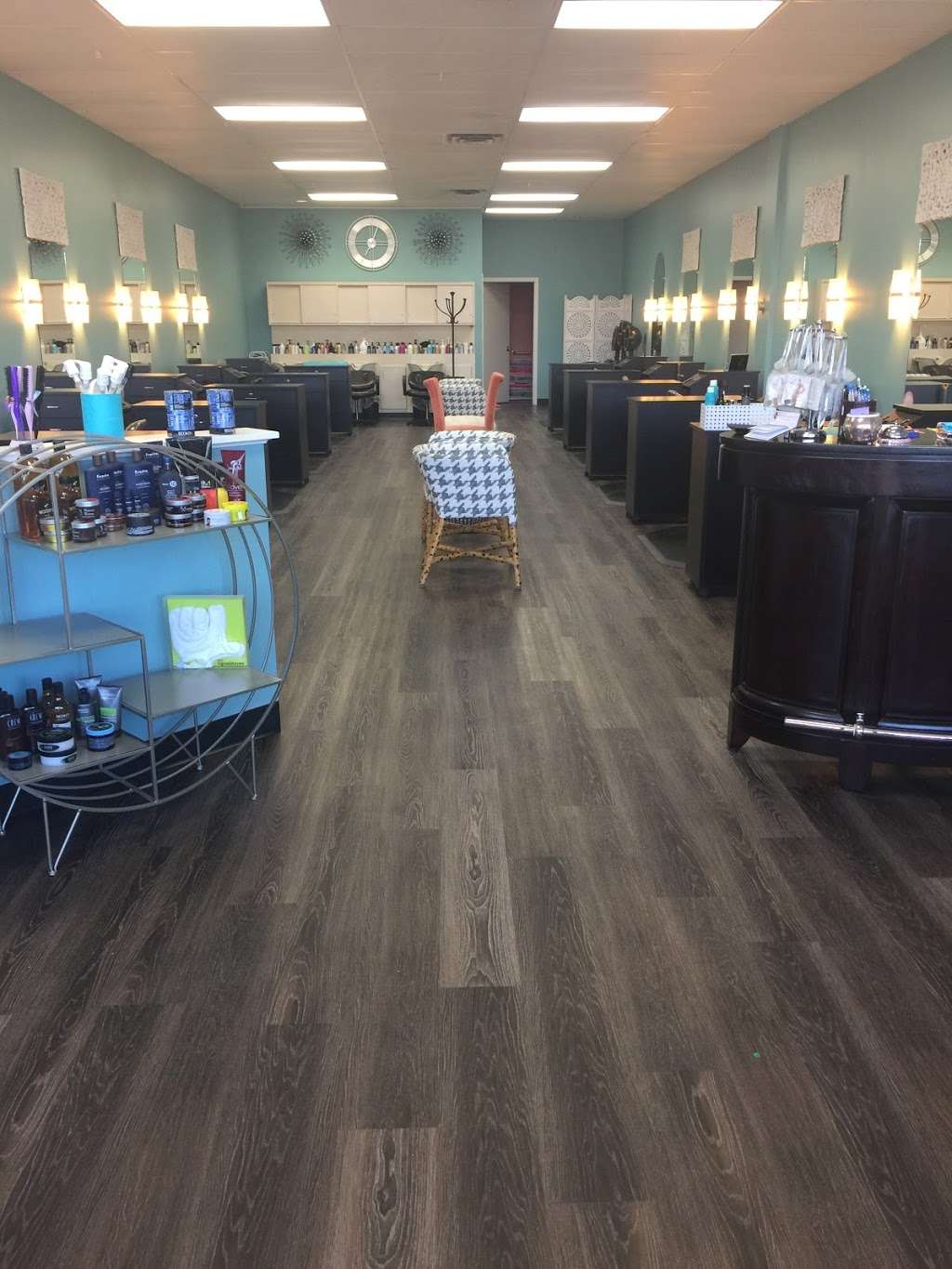 Eagle Flooring Co | 7301 Georgetown Rd # 208, Indianapolis, IN 46268 | Phone: (317) 870-8717