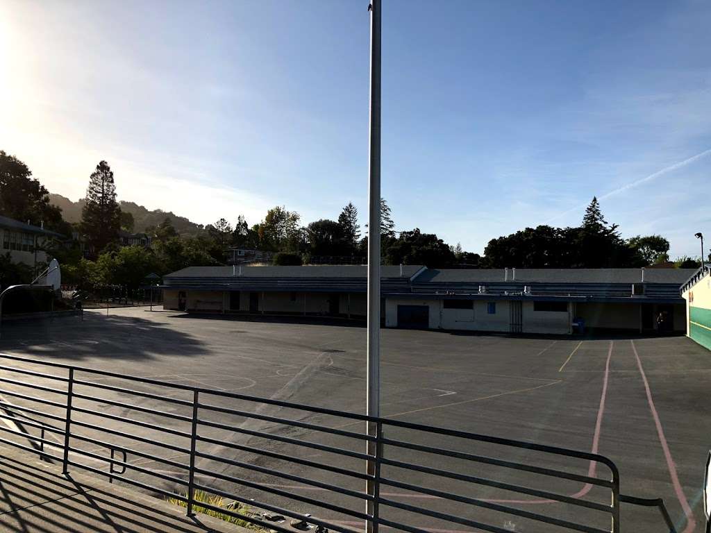 Clifford Elementary School | 225 Clifford Ave, Redwood City, CA 94062, USA | Phone: (650) 366-8011