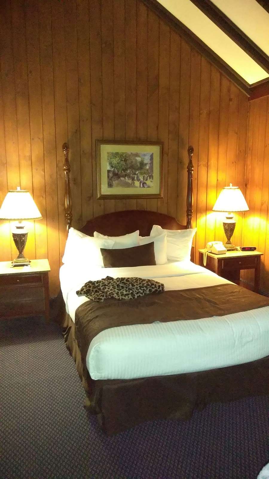 Split Rock Lodge | 1 Lake Drive, Lake Harmony, PA 18624 | Phone: (570) 722-9111