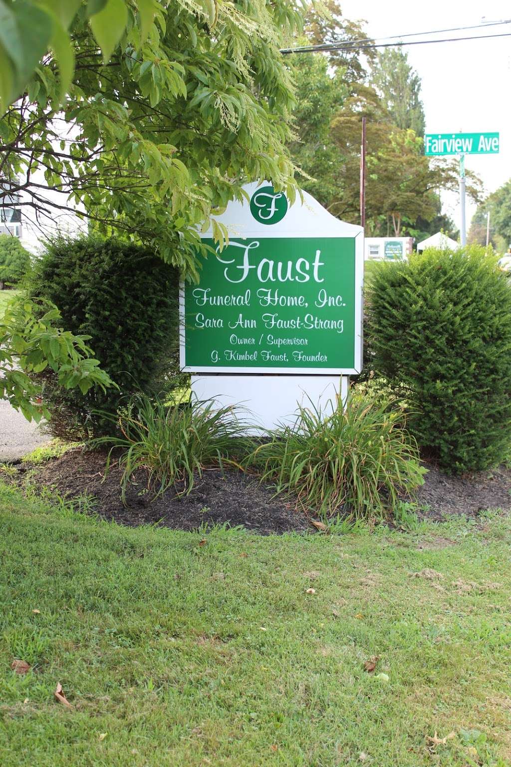 Faust Funeral Home, Inc. | 902 Bellevue Ave, Hulmeville, PA 19047, USA | Phone: (215) 757-6662