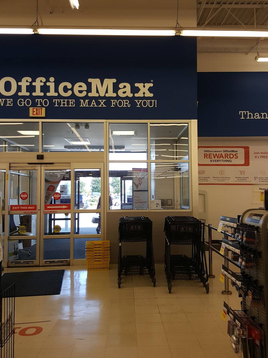 OfficeMax | 350 Orchard Park Rd, West Seneca, NY 14224, USA | Phone: (716) 822-9528