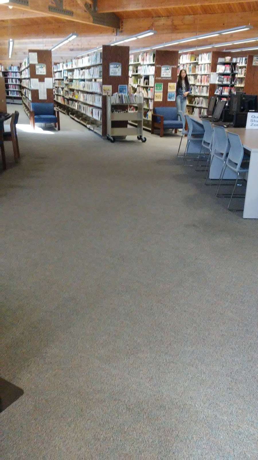 OC Library - University Park Regional Branch | 4512, University Park Library, Sandburg Way, Irvine, CA 92612, USA | Phone: (949) 786-4001