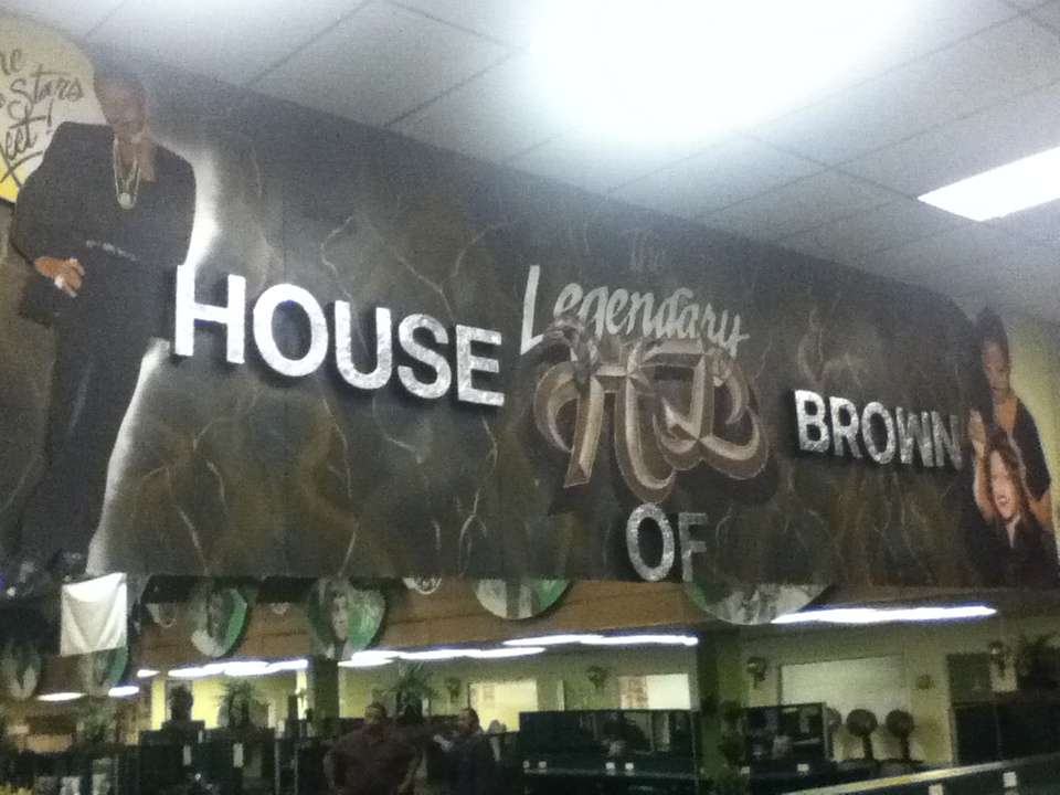 House of Brown Beauty Salon | 9420 Jensen Dr, Houston, TX 77093, USA | Phone: (713) 694-7075