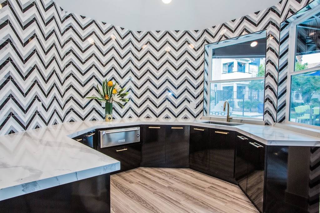 The Met | 2701 N Rainbow Blvd, Las Vegas, NV 89108, USA | Phone: (702) 658-0655