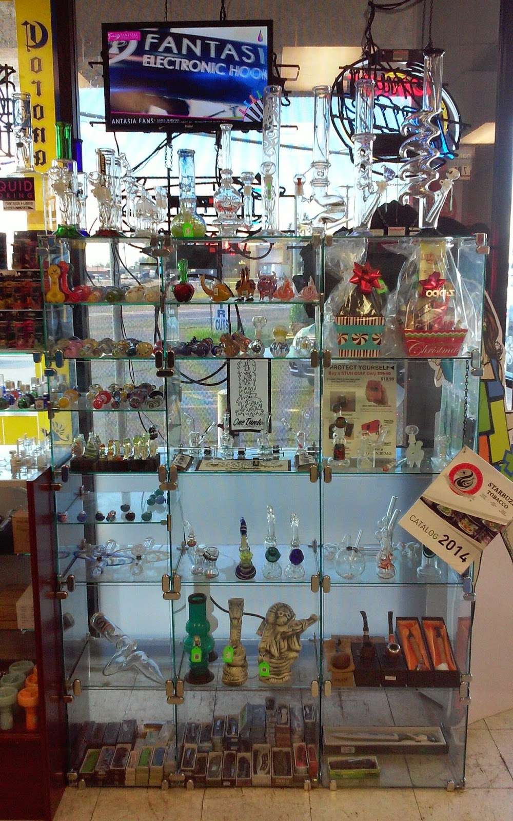 Grams Mini Mart & Smoke Shop | 9009 N 103rd Ave #101, Sun City, AZ 85351, USA | Phone: (623) 974-2302