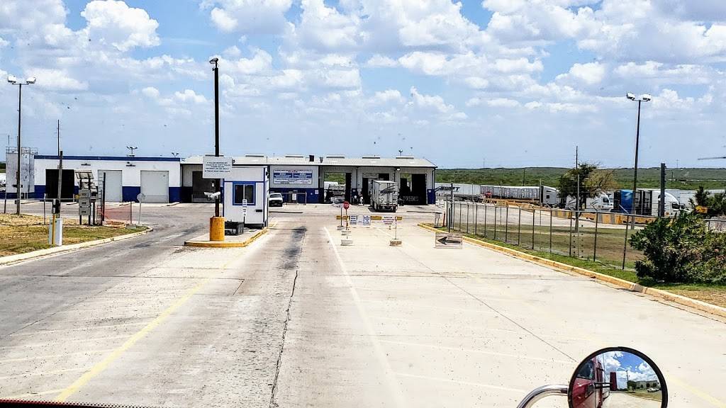 Swift Transportation - Laredo Terminal | 1101 Carriers Dr, Laredo, TX 78045, USA | Phone: (956) 724-9726